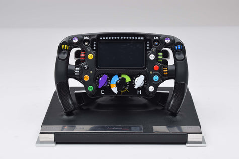 迈凯伦 MCL38 方向盘 (2024)