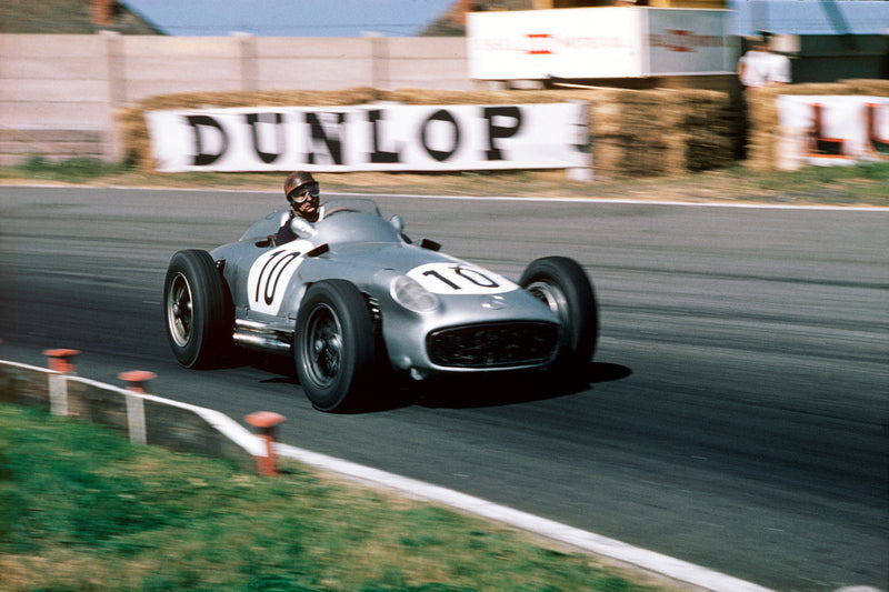 梅赛德斯-奔驰W196Monoposto- 1955年英国大奖赛-方吉奥-旧化模型