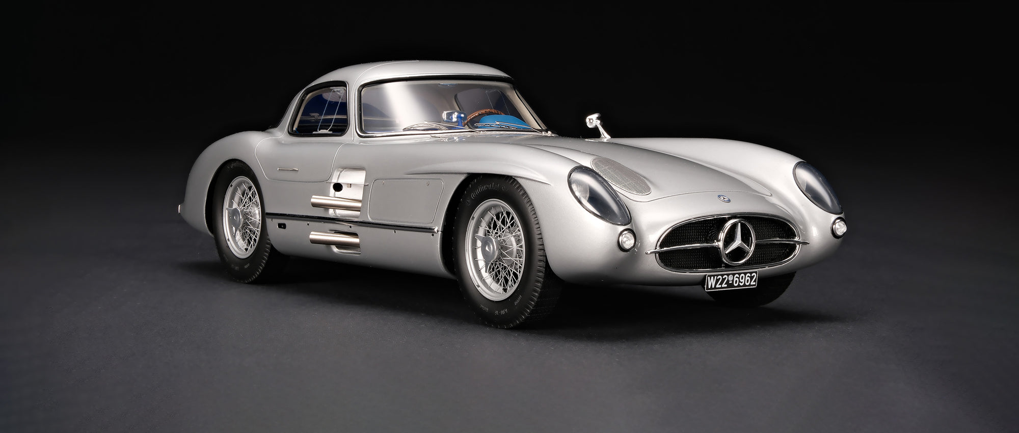 梅赛德斯-奔驰 300 SLR “乌伦豪特轿跑车”