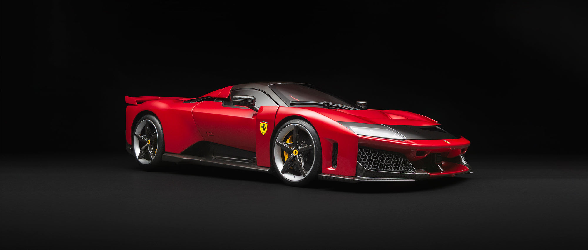 法拉利 F80 (2024) - Rosso 超级跑车